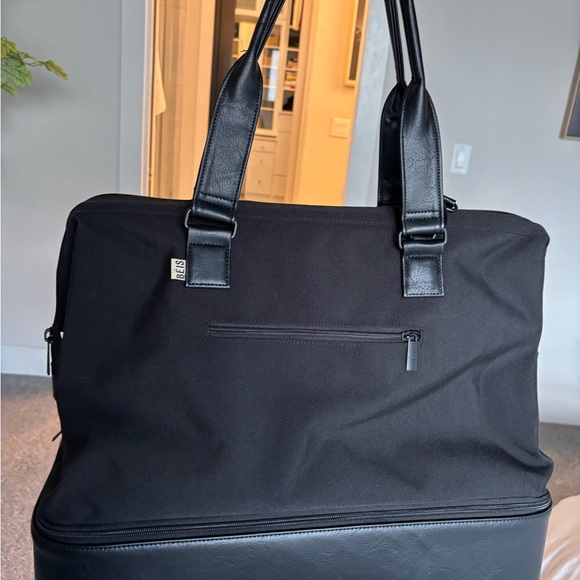 BEIS Black Travel Bag - Picture 5 of 5